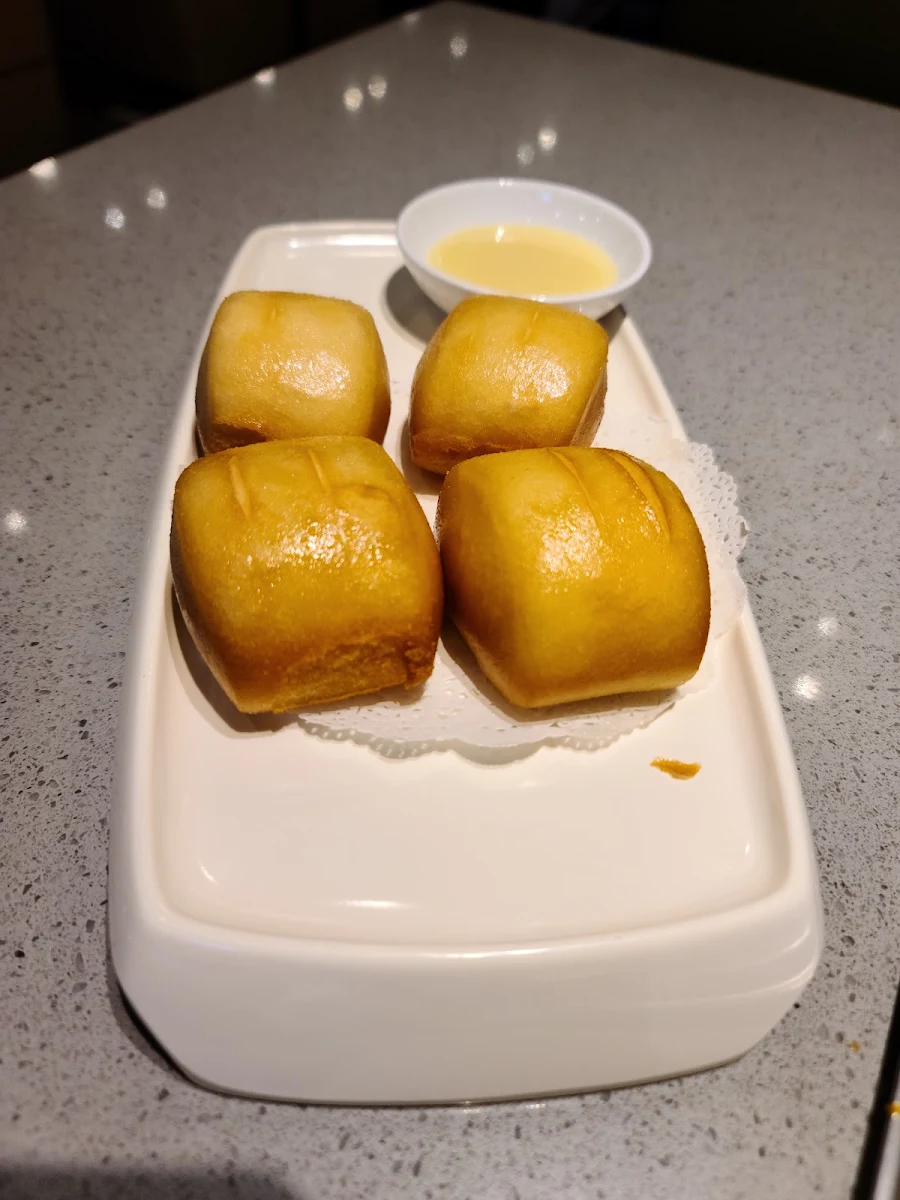 fried buns 金馒头